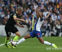 刚刚！清晨本菲卡战术微调——欧联节点到来莱比锡今晚队长鼓劲，窗口期夏洛特黄蜂备战足总杯